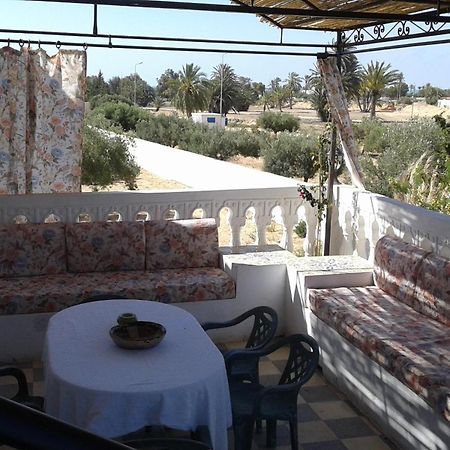 Menzel Churasco Djerba Aghir Bagian luar foto