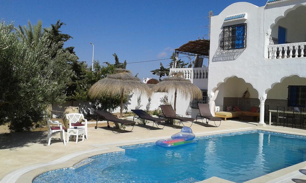 Menzel Churasco Djerba Aghir Bagian luar foto