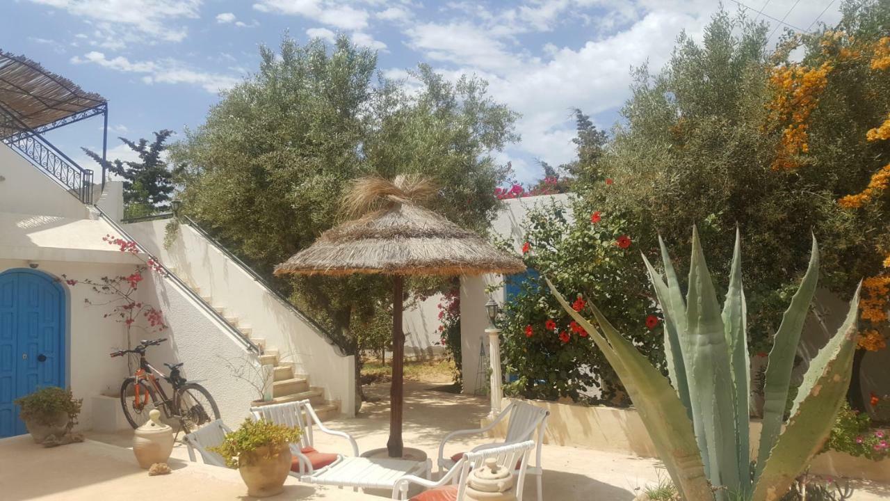 Menzel Churasco Djerba Aghir Bagian luar foto